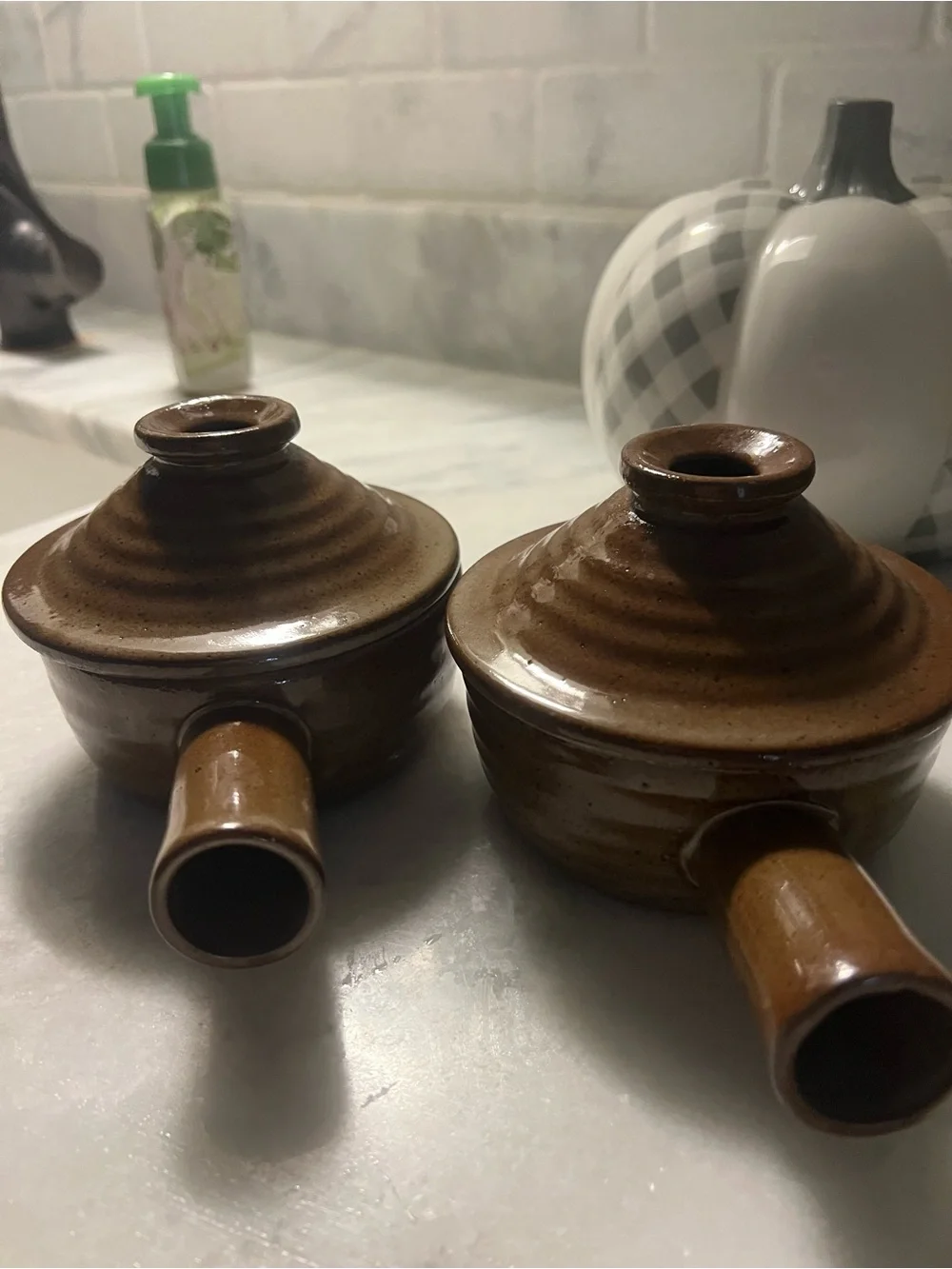Brown Ceramic Sauce Servers with Lids (Set of 2)